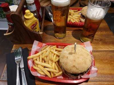 The Portland Bar & Grill