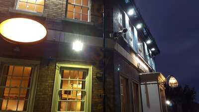 The Greenhills Stonehouse Pizza & Carvery