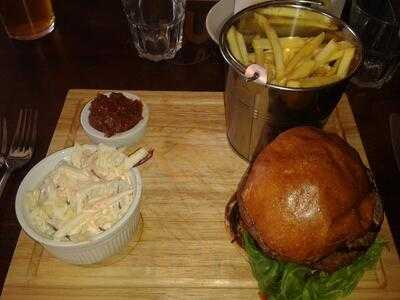 Fritton Arms Pub & Restaurant