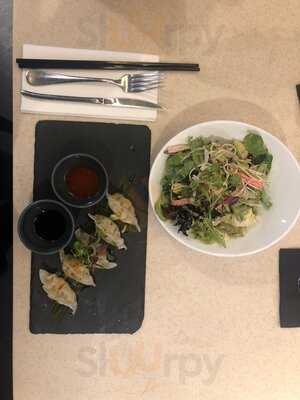 Nuvo Bar & Restaurant