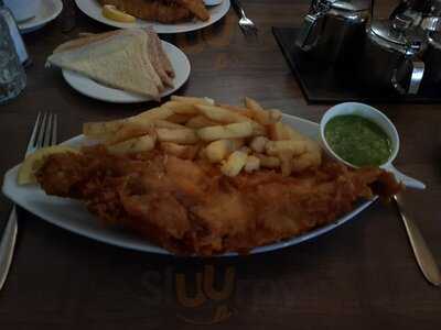 Drakes Fish And Chip Restaurant And Take Away