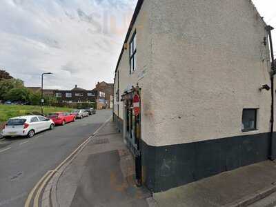 Drakes Fish And Chip Restaurant And Take Away