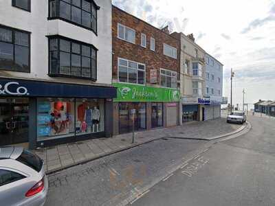 F & B's Fish & Chip Restaurant & Takeaway