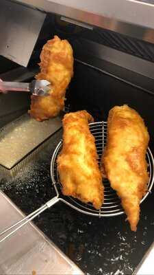 Lulus Chippy & Restaurant