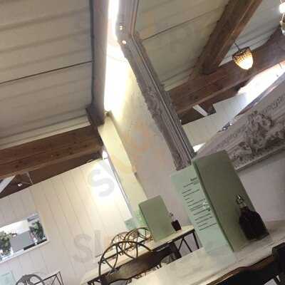 Planters Coffee Shop