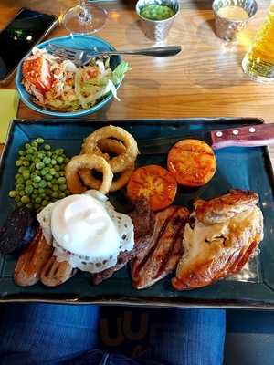 Harvester Aintree Park