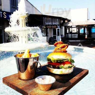 Sands Bar & Grill