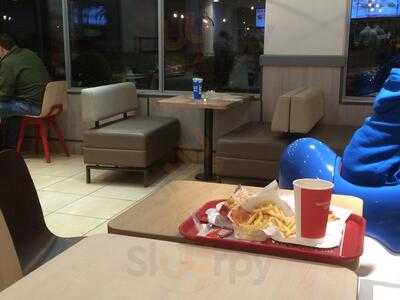 Kfc Hull - Kingswood Retail Park