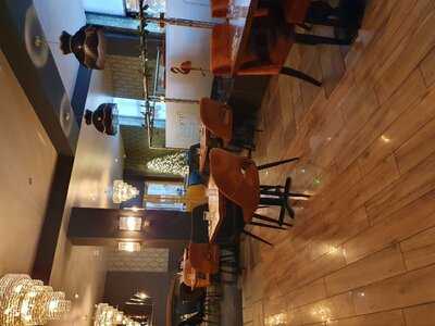 George's Bistro & Bar