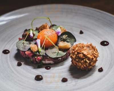 George's Bistro & Bar