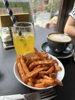 Nine Leaves Tea Lounge