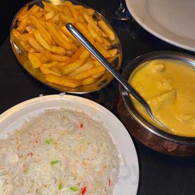 Cinnamon Lounge Horbury Bridge