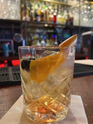 51% Bourbon Bar And Cocktail Lounge