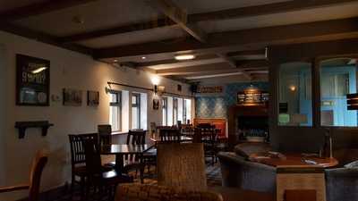 The Hammer & Pincers