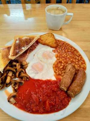 Courtyard Cafe And Bar