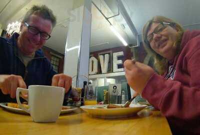 Courtyard Cafe And Bar