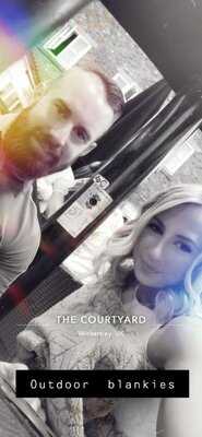 Courtyard Cafe And Bar