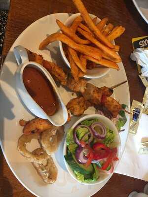 The Grapes In Thornton