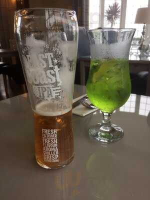 No.29 Bar And Kitchen At The Kensington