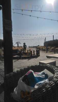 Coast House Bar And Grill