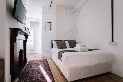 The Holderness Hotel