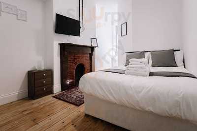 The Holderness Hotel