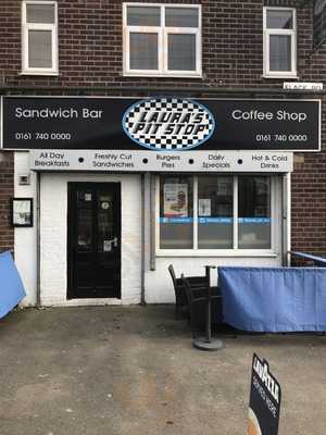 Laura's Pit Stop