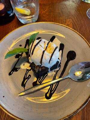 The Sovereign - Photo 8