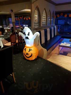 Noyon Tandoori Restaurant