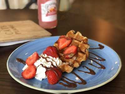 The Cats Pyjamas Cafe Bar & Eatery