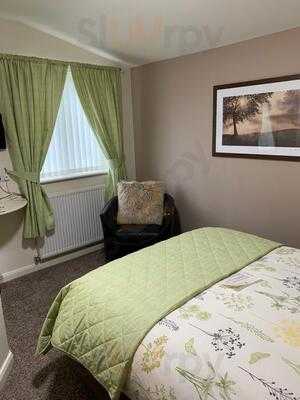 Redbeck Cafe And Motel