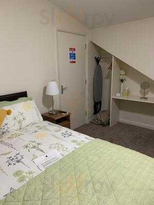 Redbeck Cafe And Motel