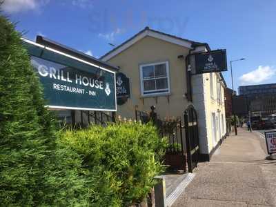 Al Forno Restaurant & Inn