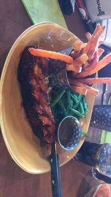 Harvester  Ravenswood