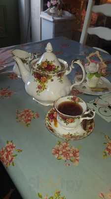 Nic Nocs Vintage Tearoom
