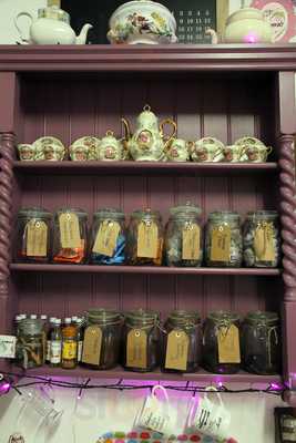 Nic Nocs Vintage Tearoom