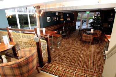 The Travellers Rest, Meltham - Photo 7