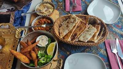 Istanbul Premier Cafe Restaurant