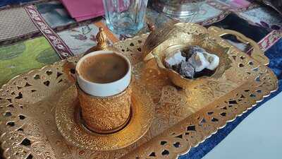 Istanbul Premier Cafe Restaurant - Photo 8