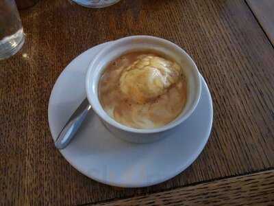 Sadlers Cafe & Bistro