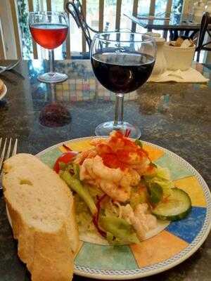 Le Jardin Cafe & Petit Bistro