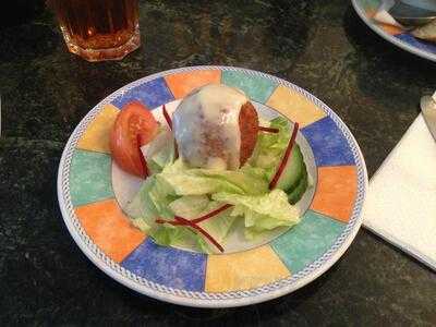 Le Jardin Cafe & Petit Bistro