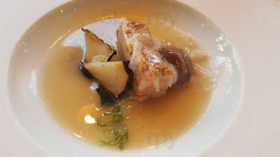 Manchester House Restaurant And Lounge