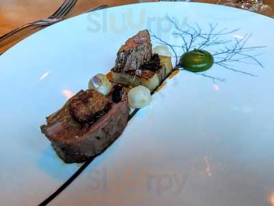 Manchester House Restaurant And Lounge