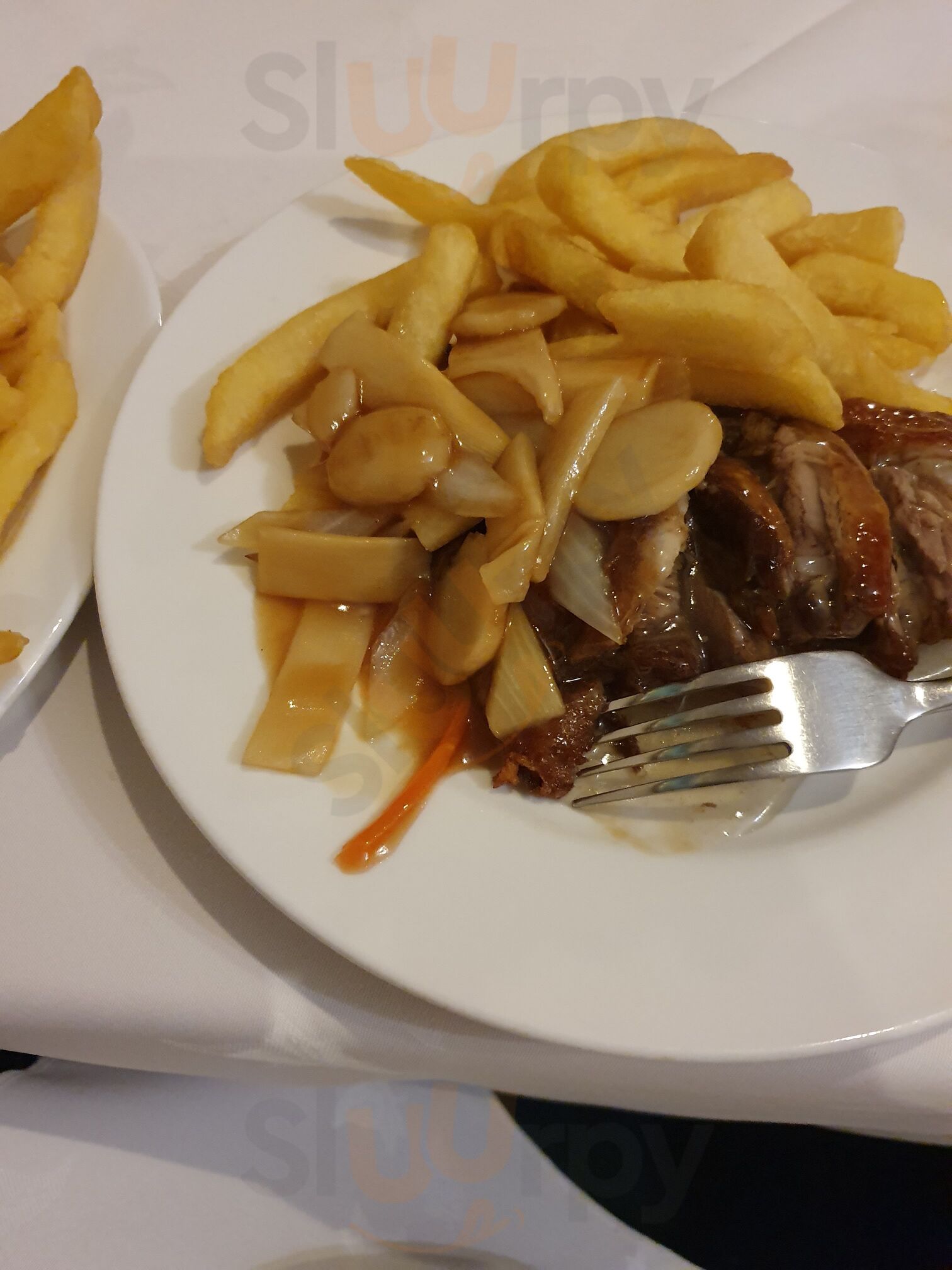 Golden Sea Chinese Restaurant