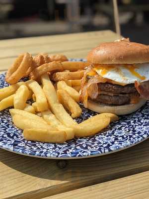 Childwall Fiveways Hotel