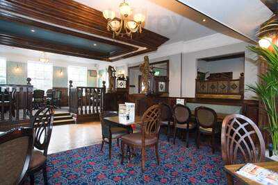 Childwall Fiveways Hotel