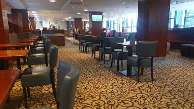 Signatures Restaurant