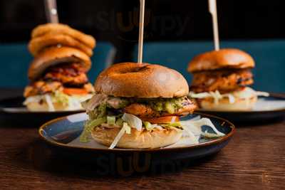 Signatures Restaurant