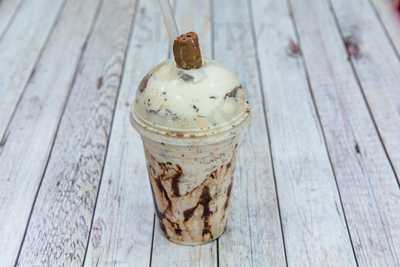 Freddy's Chicken & Pizza